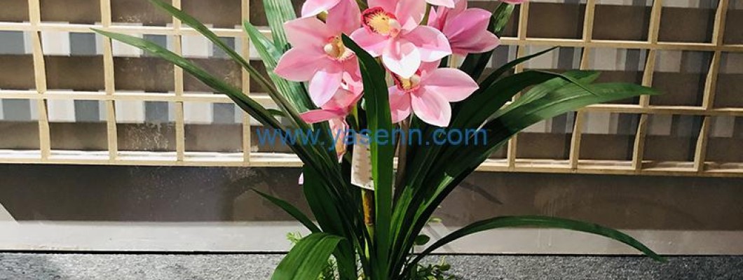 The Art of Luxury Artificial Flowers